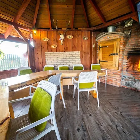 Miodowe Loze Homestay *